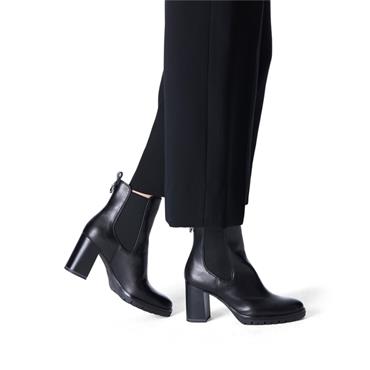 Tamaris Carila Block Heel Chelsea Boot - Black