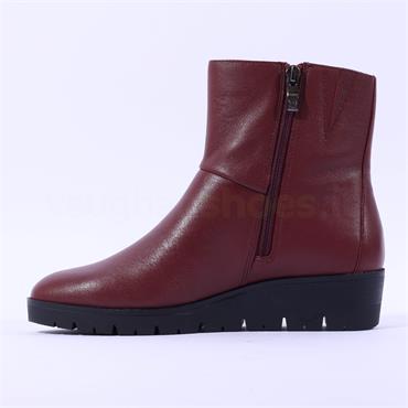 Caprice Antonette Side Zip Wedge Boot - Bordeaux Leather