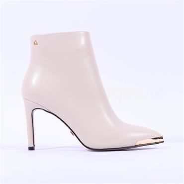 Una Healy Larger Than Life Tip Heel Boot - Cream Gold